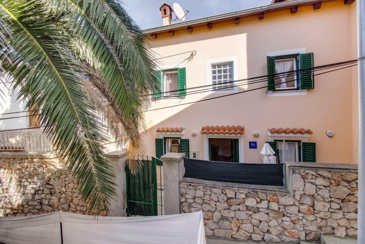 Apartman Natasa مالي لوشينغْ المظهر الخارجي الصورة